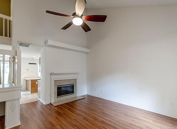2nd image of 5858 Prescott Ct #1906