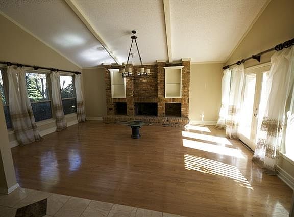 5th image of 6114 La Cosa Dr