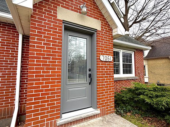 4th image of 7061 Longwoods Rd