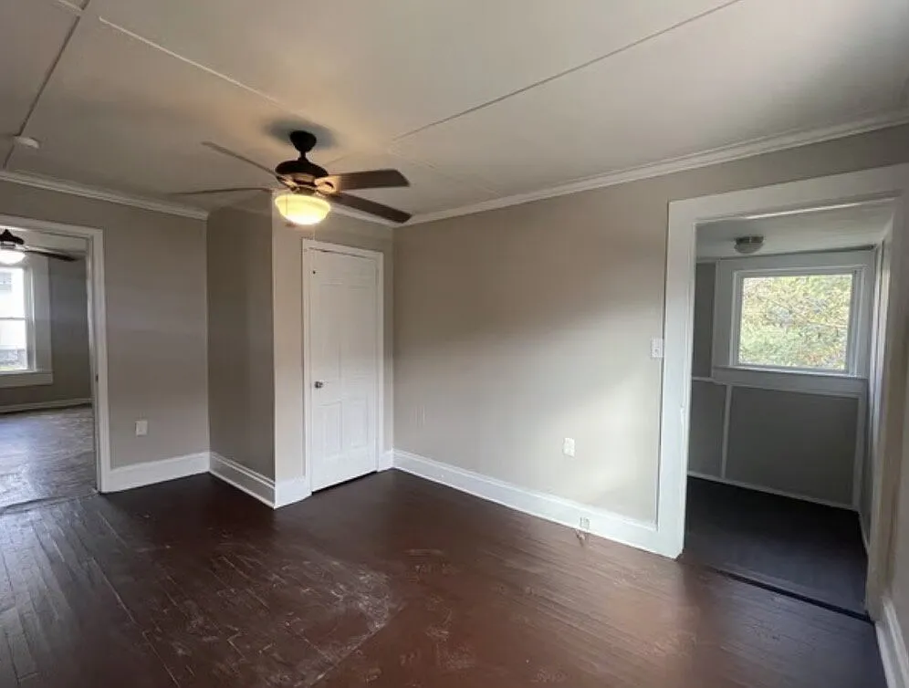 2 bed, 1.0 bath, $1,000 — Photo 4