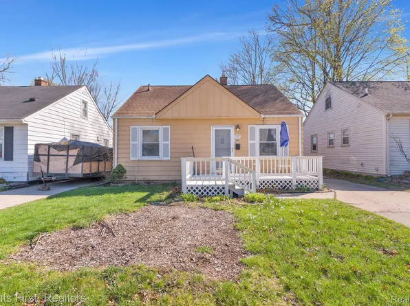 24047 Stanford St, Dearborn Heights, MI 48125