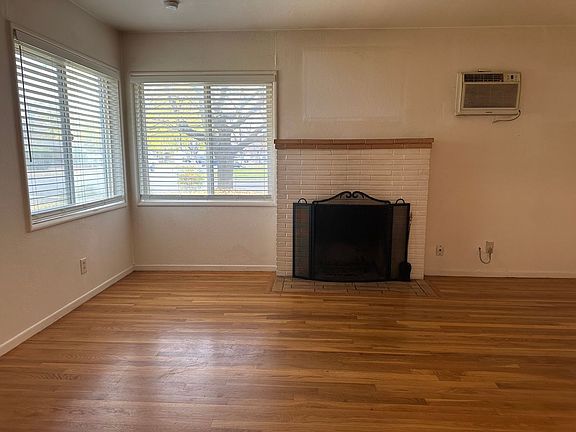 2nd image of 3032 Tamalpais Way