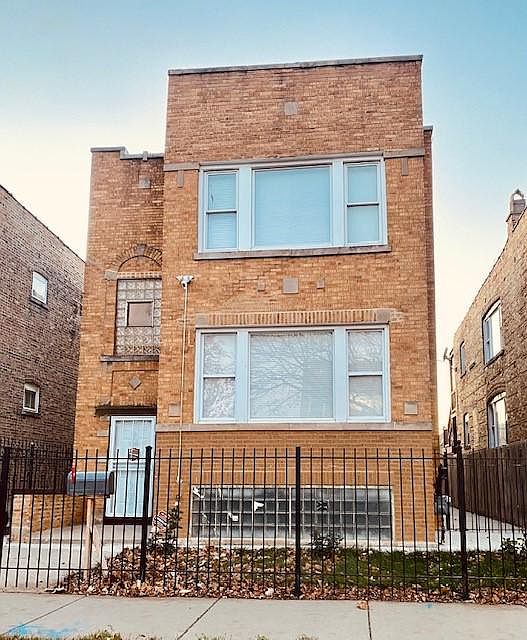 2nd image of 6426 S Richmond St