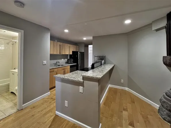 17 Bow St, Somerville, MA