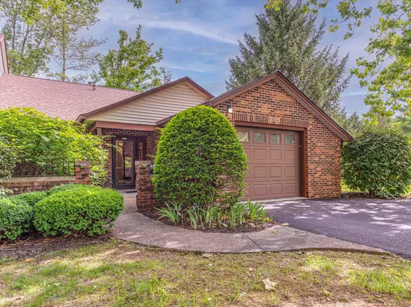 2725 S McCartney Ln, Bloomington, IN 47401