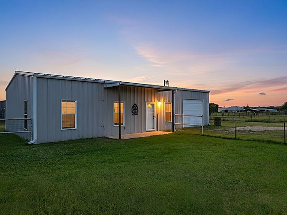 2nd image of 3300 Airport Rd