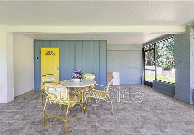 42 Nottingham Way #B — Photo 22