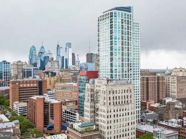 604 S Washington Sq #36-2104, Philadelphia, PA 19106