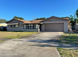 975 Grant Rd, Titusville, FL 32780