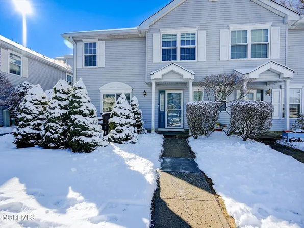 442 Indigo Court, Morganville, NJ 07751