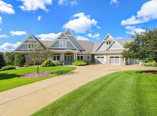 8700 Legends Club Dr, Prior Lake, MN 55372