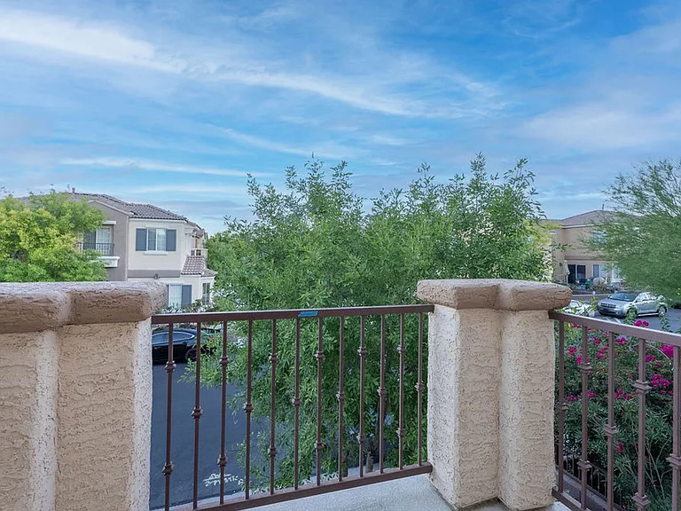 10380 Commanche Moon Ave — Photo 31