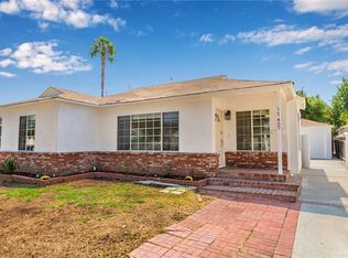 17400 Hamlin St, Van Nuys, CA 91406