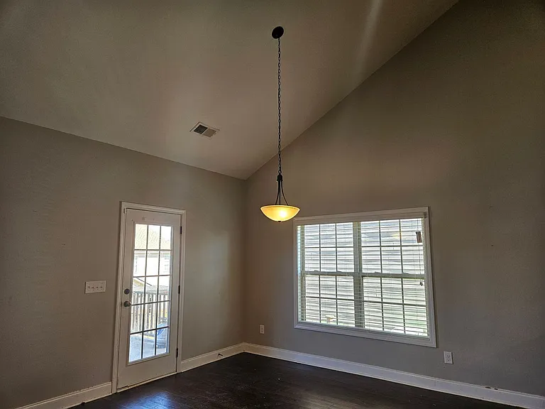 669 Pine Lilly Dr — Photo 7