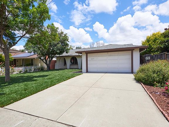 2nd image of 3675 Eastwood Cir