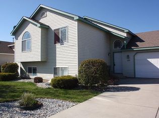 693 N Sparklewood Ct, Post Falls, ID 83854