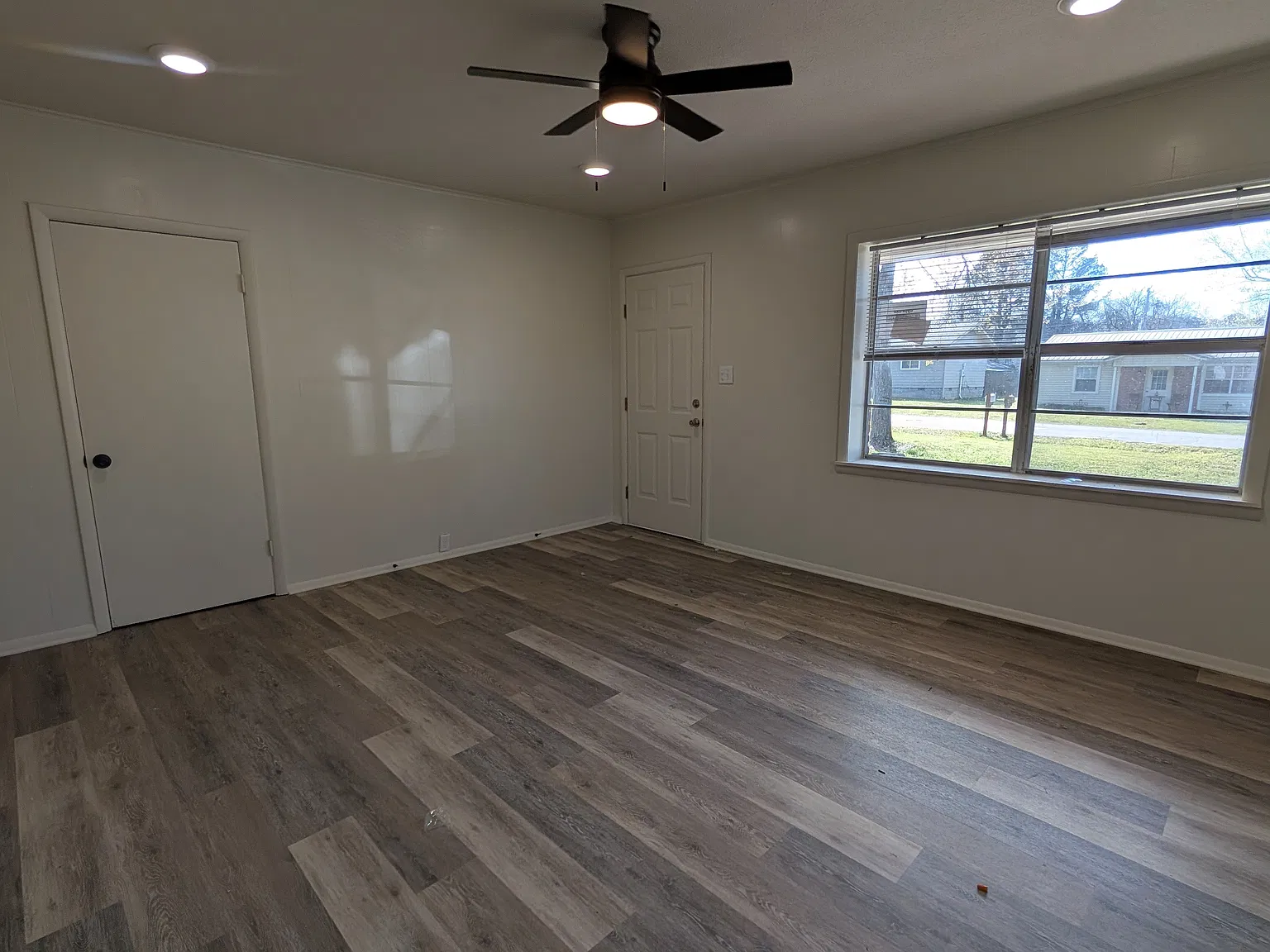 2 bed, 1089 sqft, $900 — Photo 4