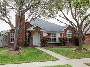 633 Teakwood Dr, Flower Mound, TX 75028