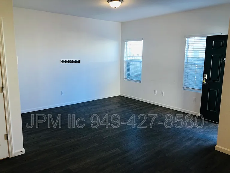 537 Autumn Breeze Cir — Photo 3