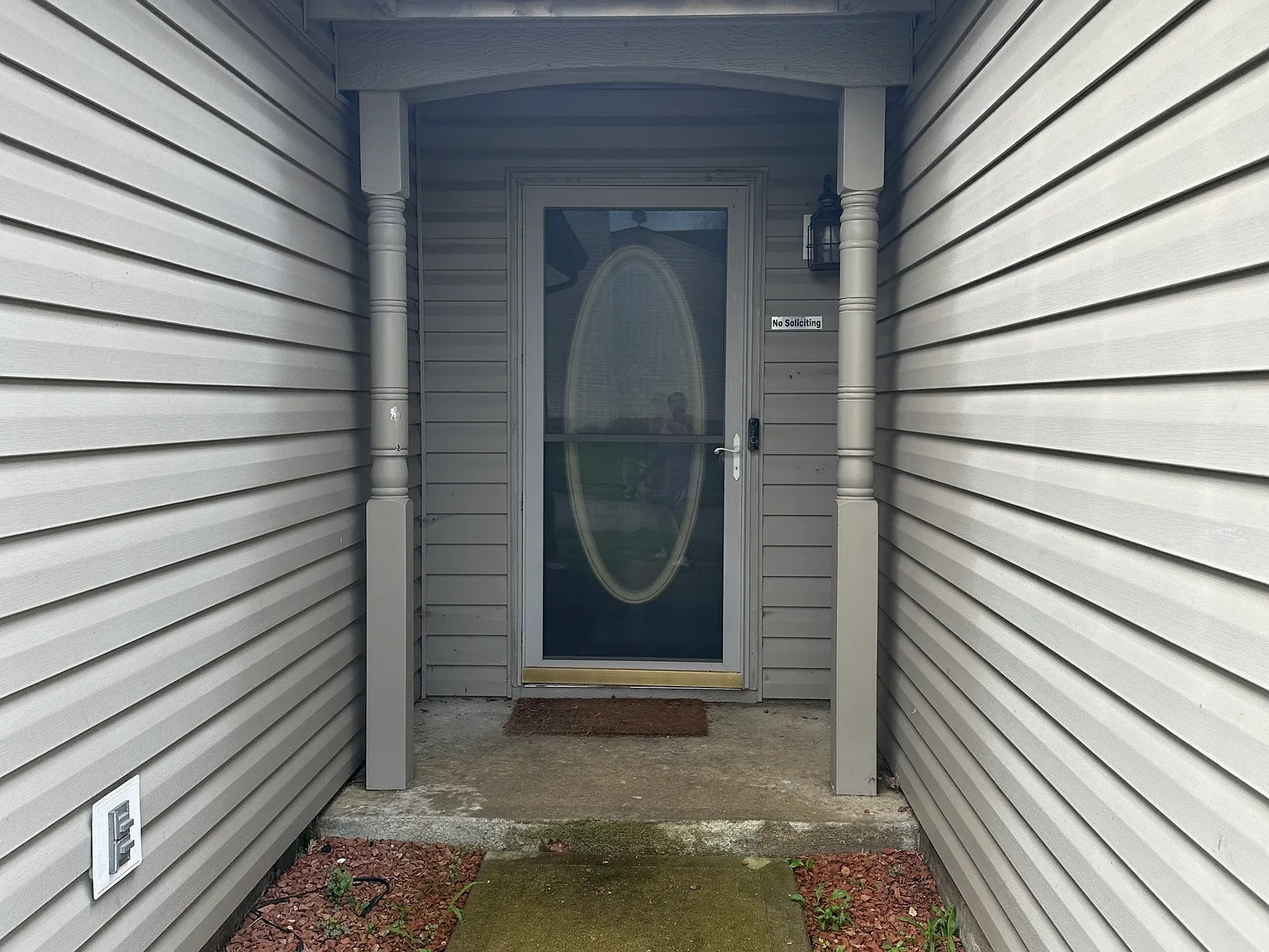 3 bed, 2.0 bath, 1368 sqft, $1,650 — Photo 2