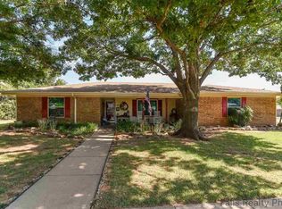 1525 Celia Dr, Wichita Falls, TX 76302