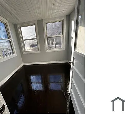 4 bed, $3,400 — Photo 1