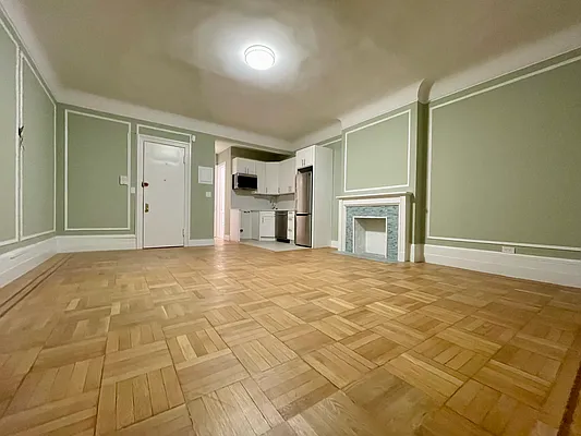 Rented by Building Equity Real Estate LLC | media 9