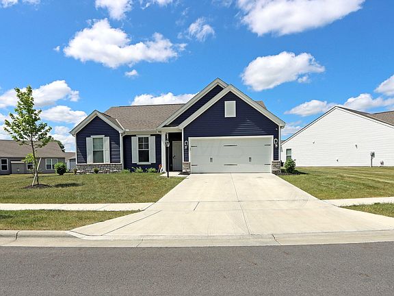 2nd image of 230 Woodland Sky Dr