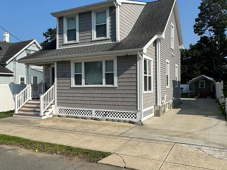 24 Jones St — Photo 38