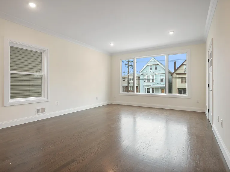 106 Patterson St — Photo 20