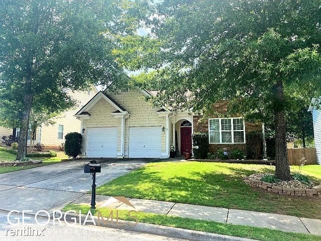 2nd image of 14R Keswick Ct