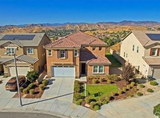 20509 Brookie Ln, Santa Clarita, CA 91350
