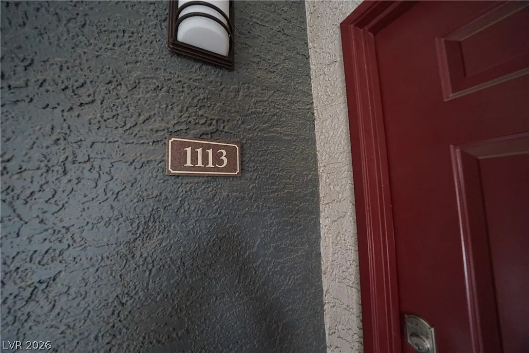2 bed, 2.0 bath, 998 sqft, $1,495 — Photo 4