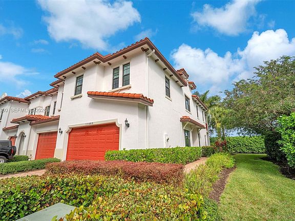3rd image of 11603 SW 13th Dr