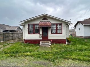 935 Orchard St, Rochester, PA 15074