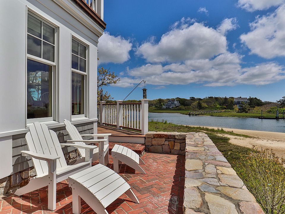 19 Mill Road, Harwich Port, MA 02646 | Zillow
