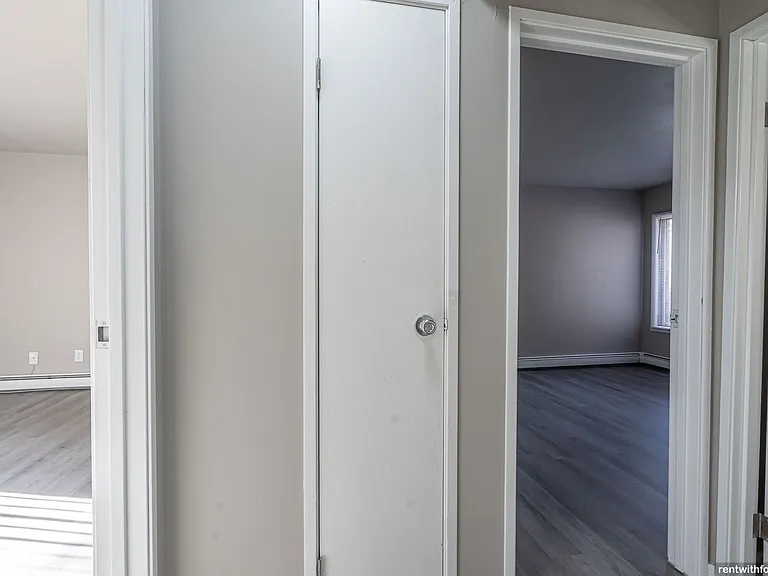 Apple Ridge Apartments — Photo 38