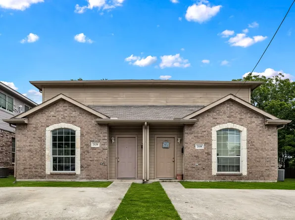 2118 W East Roberts Dr, Grand Prairie, TX 75051