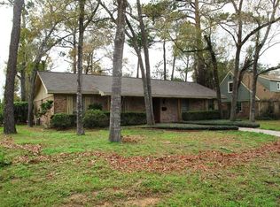 3002 Woodland Dr, Dickinson, TX 77539