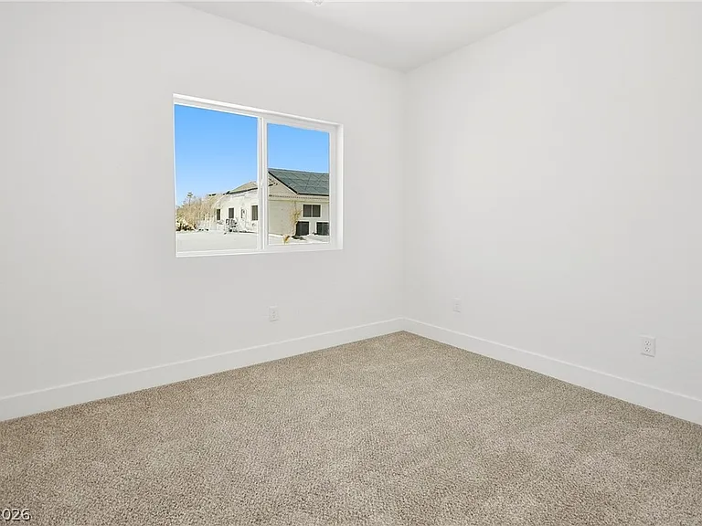 2001 S Dandelion St #2 — Photo 21
