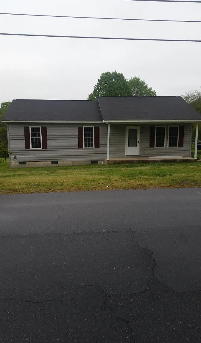 919 Baker Boulevard — Photo 1