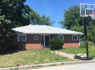 74 Cliffside Rd, Lowell, MA 01852