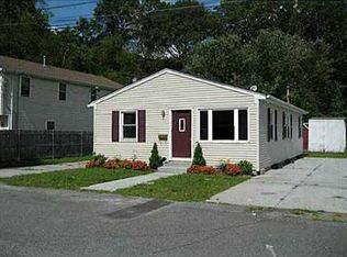 151 De Pinedo St, Providence, RI 02904