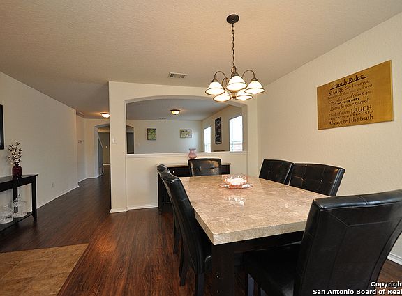 3rd image of 9027 Laguna Fls