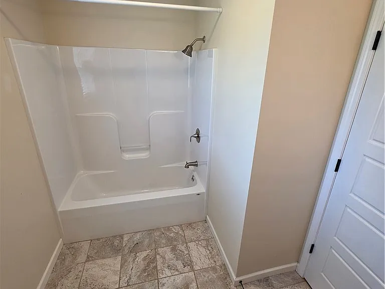 16653 E Main St — Photo 14