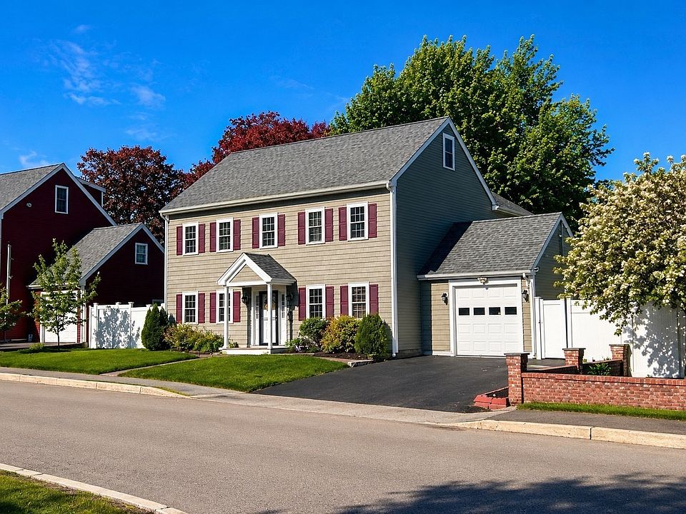 1st image of 36 Woodside Ave