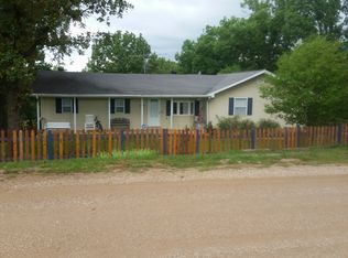 54741 Mason Rd, California, MO 65018