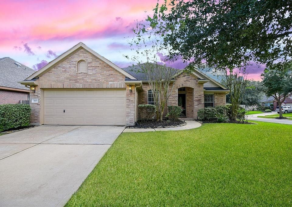1st image of 2823 Garden Stream Ct