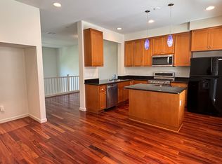 180 Oberg Ct, Mountain View, CA 94043