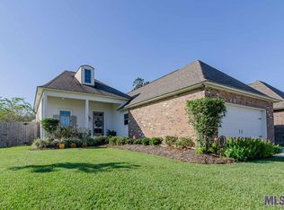 10402 Grand Plaza Dr, Denham Springs, LA 70726